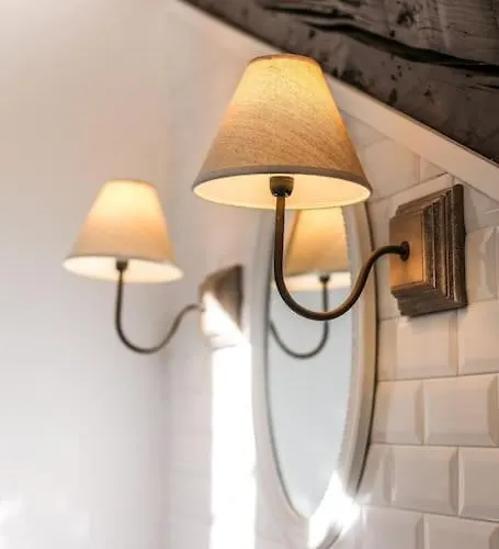 Sunny 2br Penthouse Near Prázdninový dům *