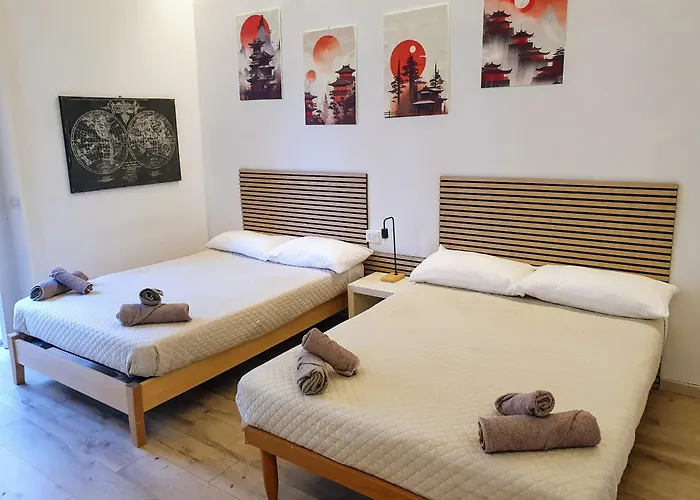 Spacious & Lovely - 4 Queen Bed アパート ミラノ
