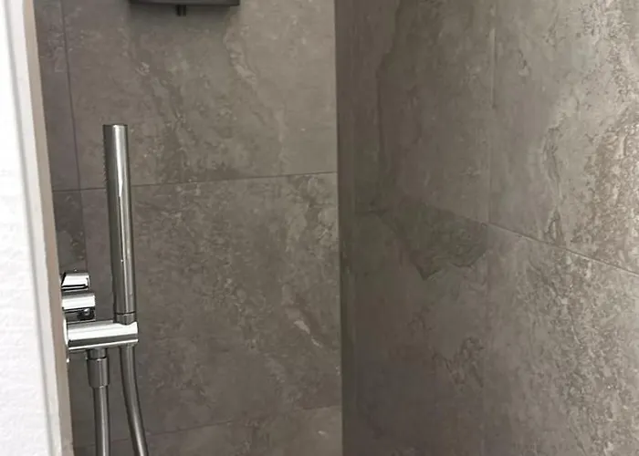 Apartment Number House - Number 20 *