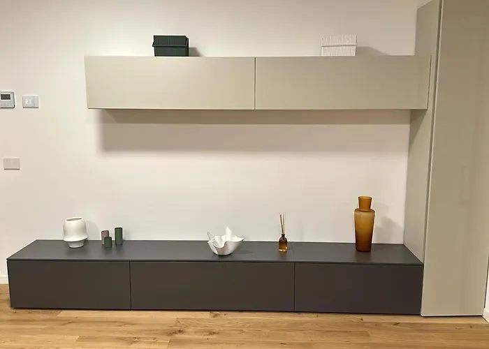 Number House - Number 20 * Milan