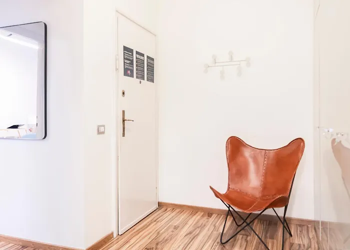 Easylife - - Unione 2 - Duomo Milão