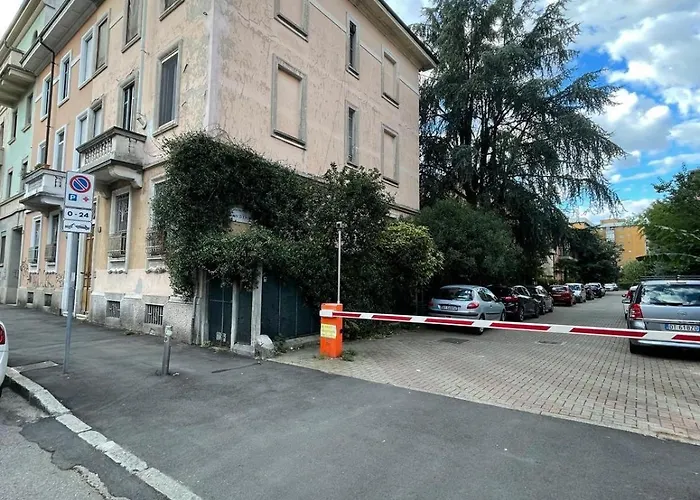 Apartamento Parco Sui Navigli -appartamento Con Parking Privato *