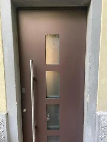 La Cadrega Rossa Milan