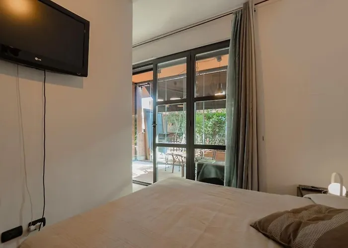 Greengardensuite, Station Appartement *