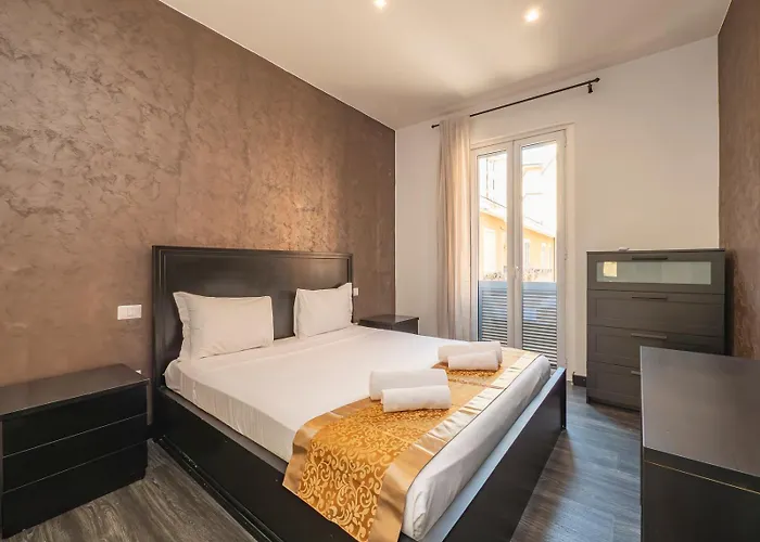 Xenia - Spacious Four-room In Moscova Lejlighed