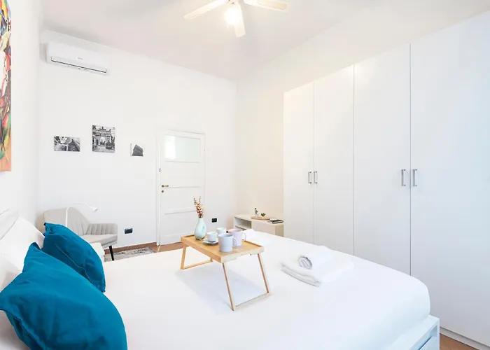 Easylife - Lovely In Porta Romana *