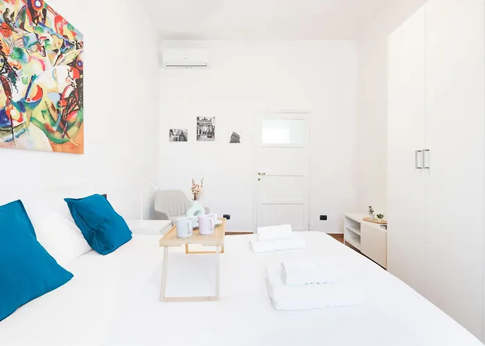 Easylife - Lovely In Porta Romana * Milan