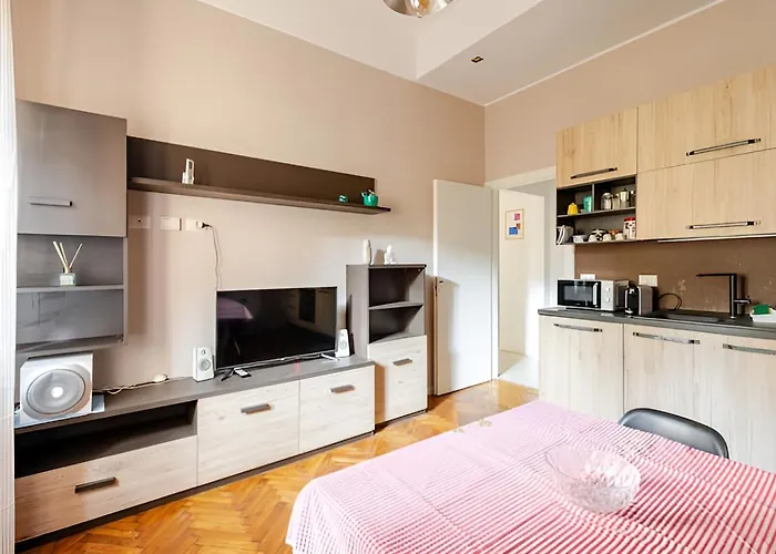 Bilocale Moderno Vicino Niguarda * 米兰