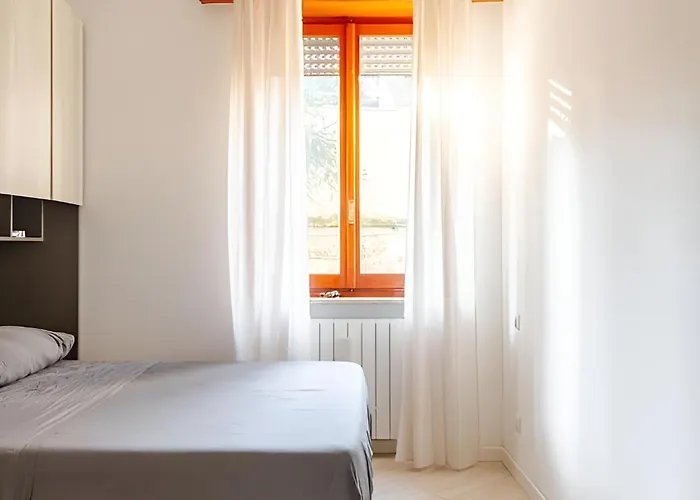 Bilocale Moderno Vicino Niguarda 아파트