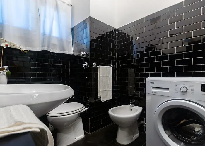 Monolocale Comodo E Funzionale Sopra La Metro Turro