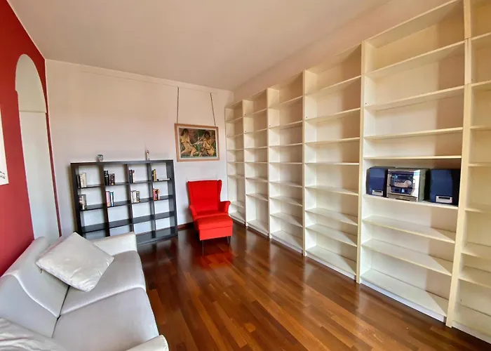 Grazioso Nel Cuore Del Tran Tran Di Milano, Perfetto Per Amici E Famiglie, Vicino A Metropolitana Milano