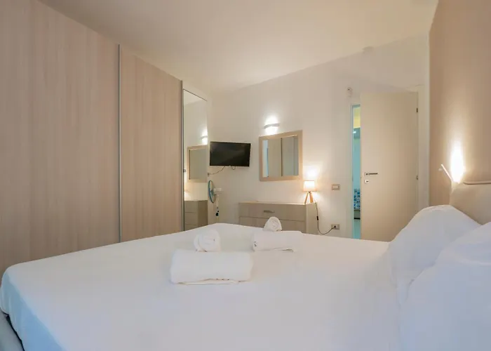 I Host - Della Torre 9