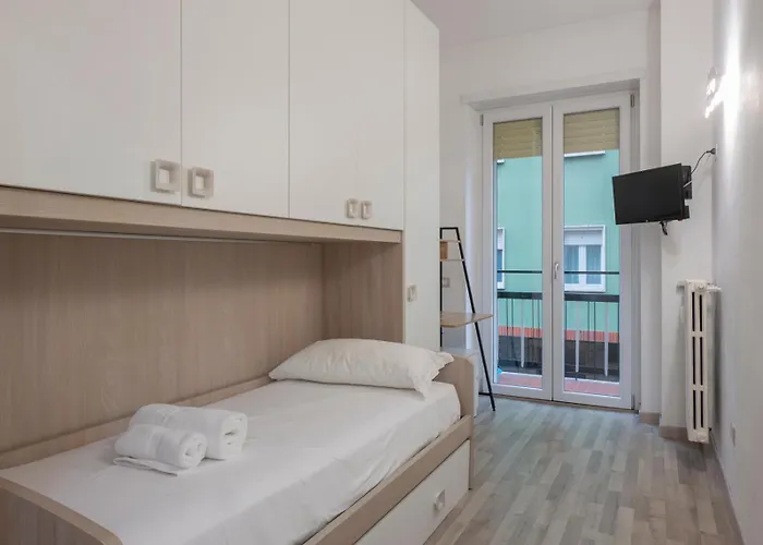 I Host - Della Torre 9 Appartamento