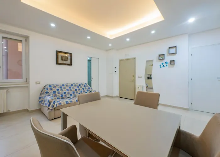 公寓 I Host - Della Torre 9 *