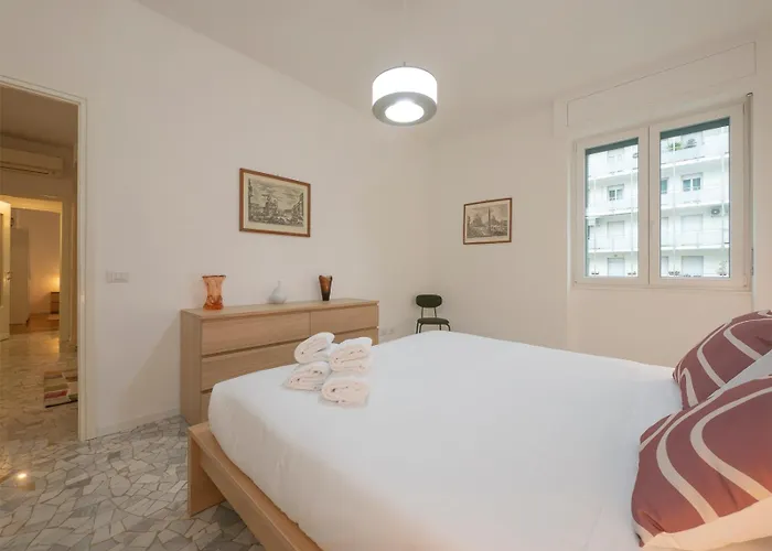 I Host - Monza 32 Milano