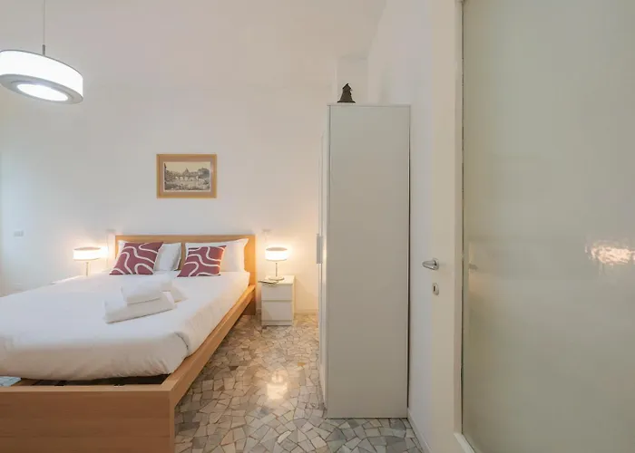 I Host - Monza 32 * Milano