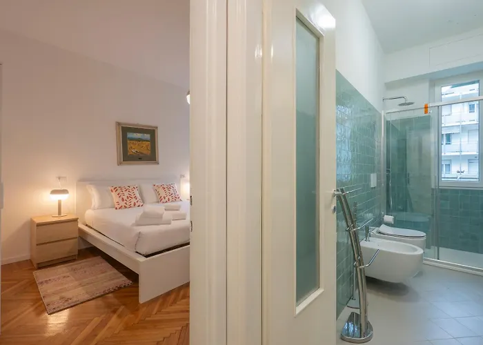 I Host - Monza 32 Milano