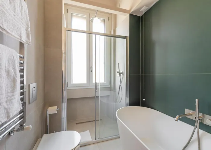 Appartamento Laurana, 6 Ampio E Luminoso Per 6