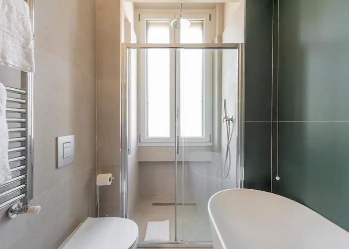 Laurana, 6 Ampio E Luminoso Per 6 * Milano