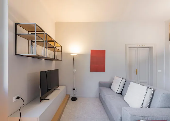 Laurana, 6 Ampio E Luminoso Per 6 * Milano