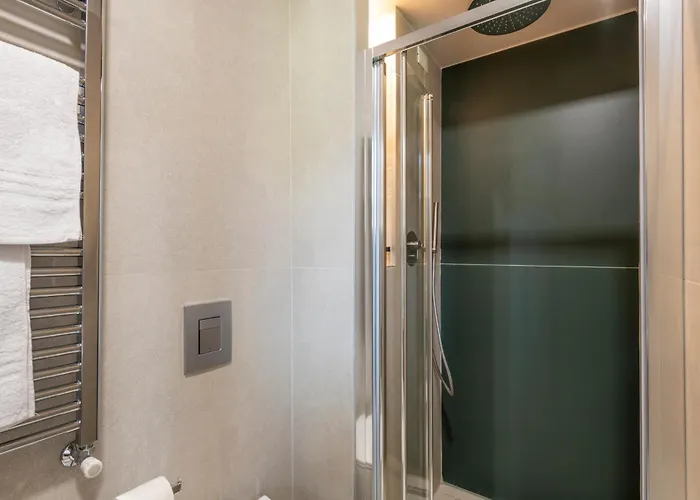 Appartamento Laurana, 6 Ampio E Luminoso Per 6