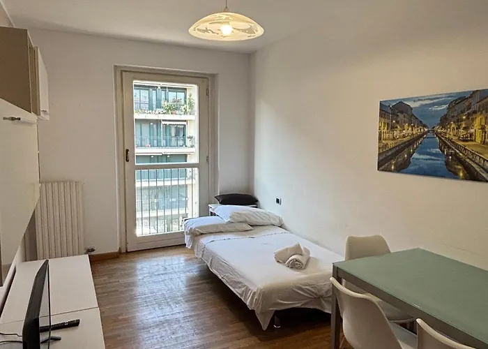 Navigli - New Exclusive House Apartmán *