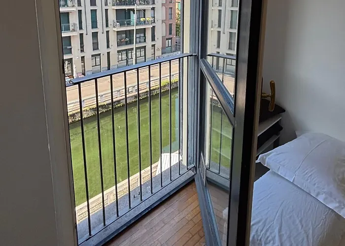 Navigli - New Exclusive House Milán