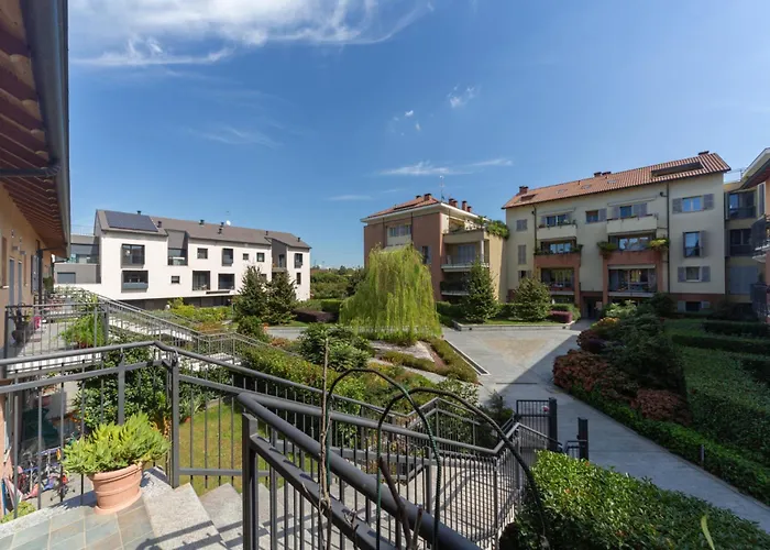 Spacious & Stylish 1-bedroom With Terrace