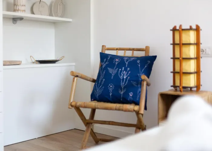 Apartmán Spacious & Stylish 1-bedroom With Terrace