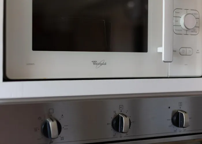 Spacious & Stylish 1-bedroom With Terrace * Milan