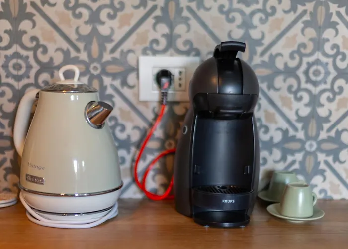 Spacious & Stylish 1-bedroom With Terrace Apartment