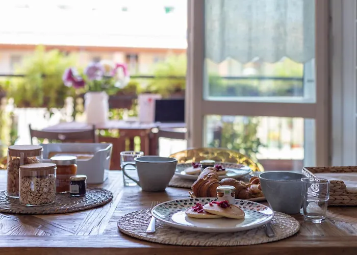 Spacious & Stylish 1-bedroom With Terrace