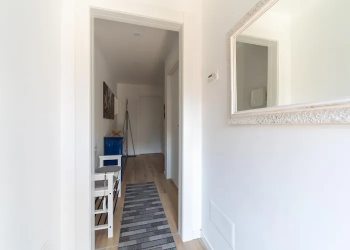 Apartman Spacious & Stylish 1-bedroom With Terrace