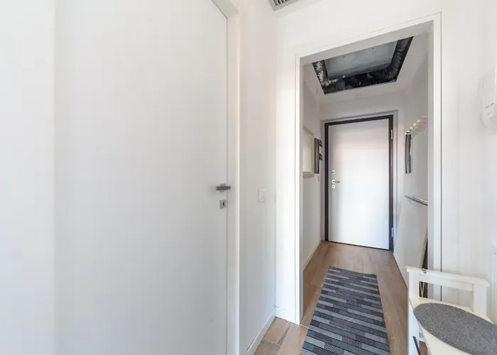 Apartman Spacious & Stylish 1-bedroom With Terrace *