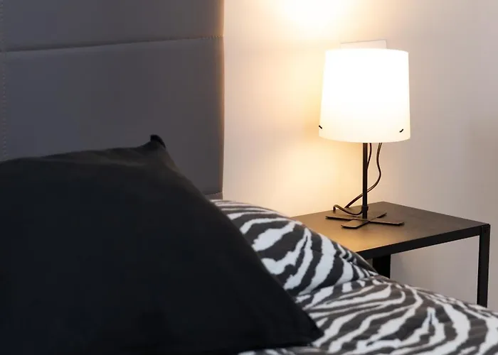 Mgm - Portaromana Tres Chic * מילאנו