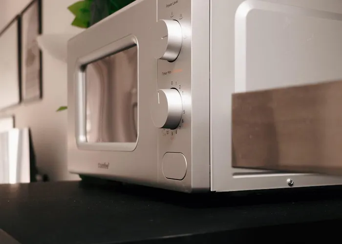 Just Urban - In The Center - Duomo 4 Min M1 * מילאנו