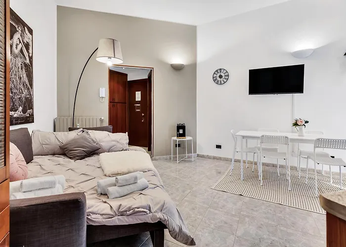 Grace House Navigli * ميلان
