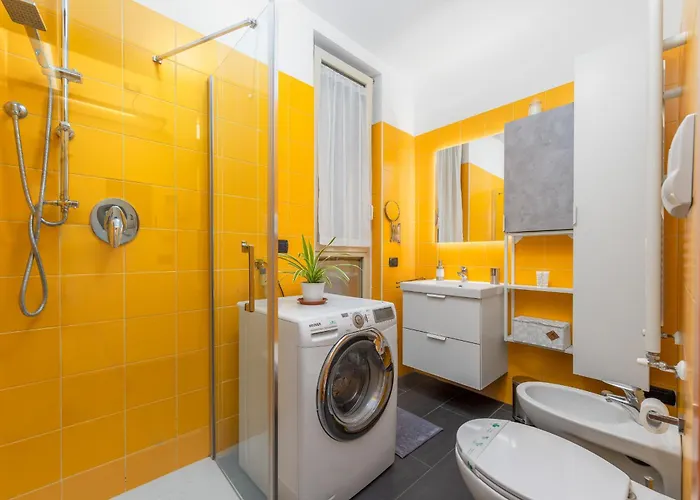 Free Private Parking - 5min To Metro - Balcony - Quiet Appartement *