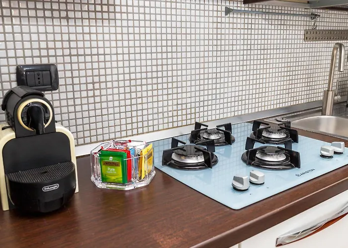 Free Private Parking - 5min To Metro - Balcony - Quiet * Milan