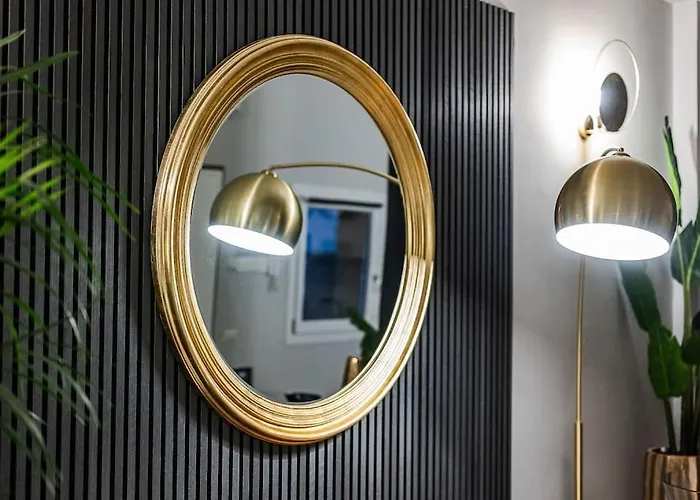 Duomo - Jacuzzi E Terrazzo - Cinema - Free Parking - Gym Villa