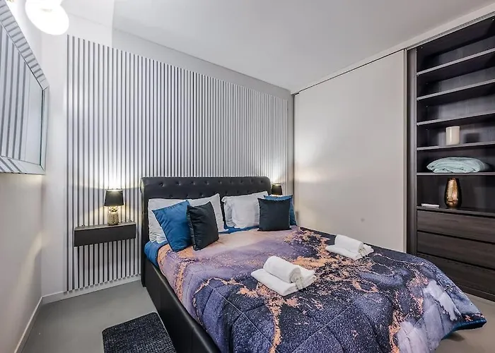Duomo - Jacuzzi E Terrazzo - Cinema - Free Parking - Gym Vila
