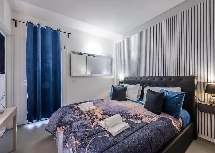Duomo - Jacuzzi E Terrazzo - Cinema - Free Parking - Gym Vila Milán