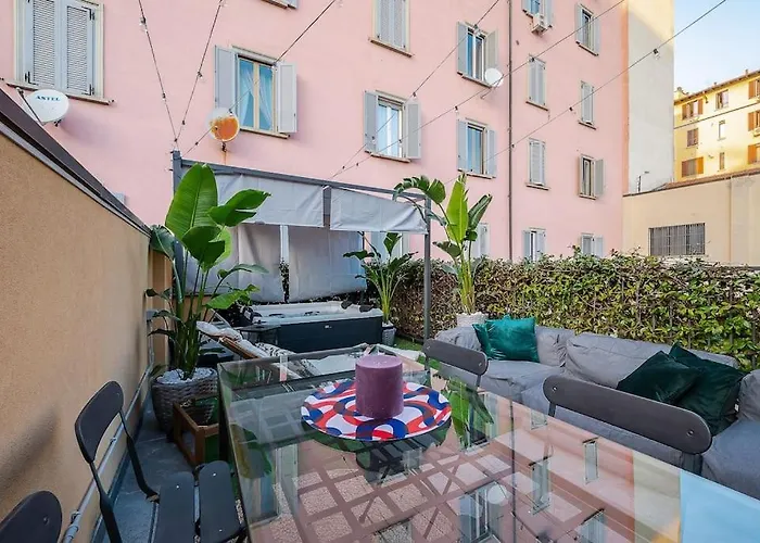 Duomo - Jacuzzi E Terrazzo - Cinema - Free Parking - Gym * Milano