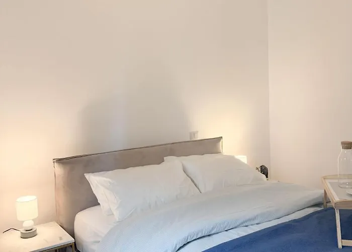 Apartment Divini Arco Della Pace Milan