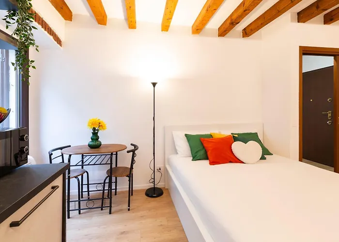 Tortona Space - Fashion District شقة