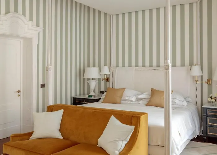 Rocco House Via Manzoni *