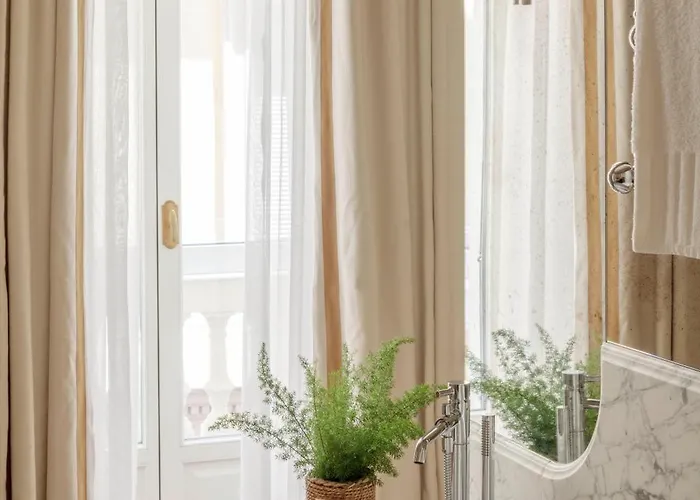 Rocco House Via Manzoni Милан