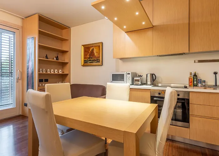 Cozy - Parking - Pool - Sauna - Gym -spa Appartement Milaan