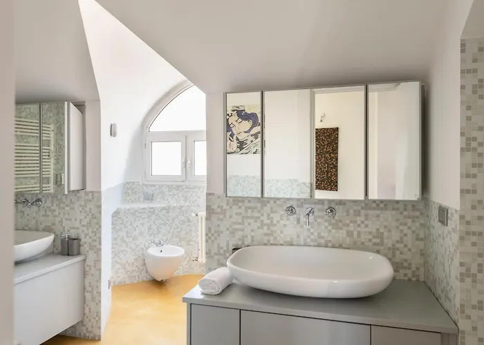 Design With Terrace, Modern And Stylish, 3 Bedrooms, 6 Guests *