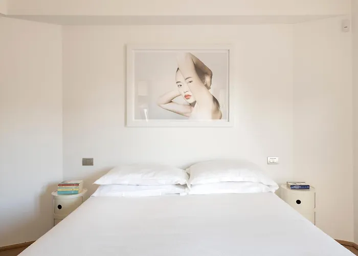 Design With Terrace, Modern And Stylish, 3 Bedrooms, 6 Guests Apartman Milánó